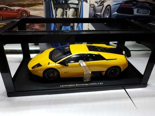 1/18 AutoArt Lamborghini Murcielago SV