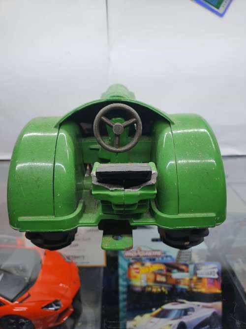 6x ERTL John Deere tractors