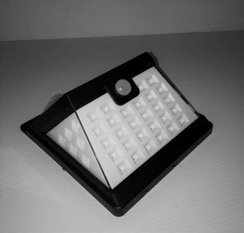 **AMAZING** SOLAR OUTDOOR WALL LIGHT SUPER SPLIT 40 LED WITH MOTION DETECTOR