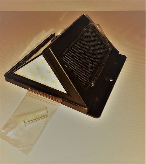 **AMAZING** SOLAR OUTDOOR WALL LIGHT SUPER SPLIT 40 LED WITH MOTION DETECTOR