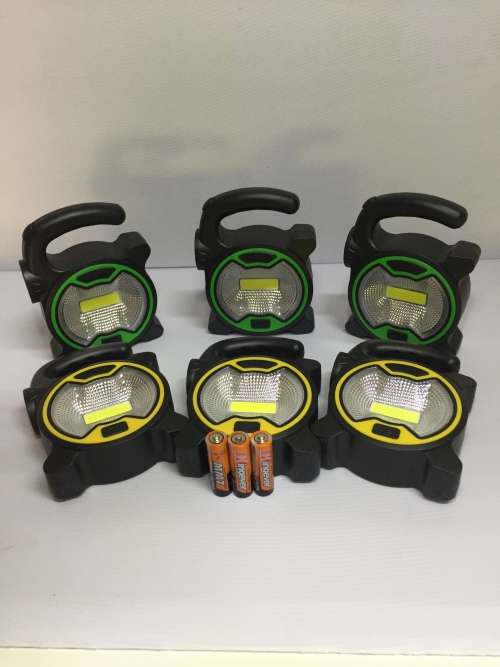 FREE BATTERIES**COMPETITIVE SHIPPING RATES* AWESOME MULTI PURPOSE LANTERN/TORCH