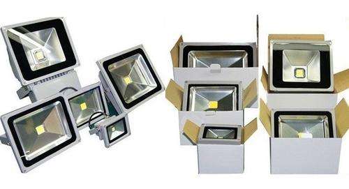 SHIPPING ONLY R45 ea..CRAZY WEEKEND SPECIAL**SMASHING PRICE**BID IS FOR 4  LED's