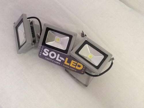 EXCLUSIVE FOR G KEMP ONLY..MAGNIFICENT LIGHT,SAVE ENERGY****10W LED FLOOD LIGHT..