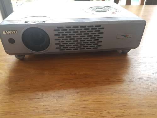 Sanyo Pro xtraX Multiverse Projector