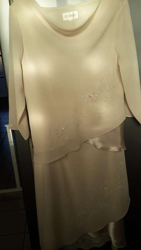 Ladies Matching shirt set with beaded detail SIZE 14