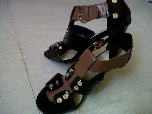 REDUCED: Womens '"Studio W" Classic shoe - Size 5