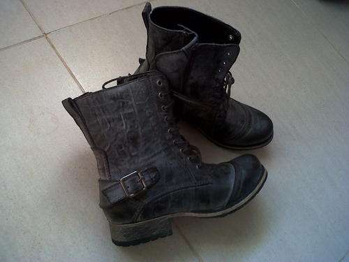 PRICE REDUCED!! Woolies Utility Boots - Size 5