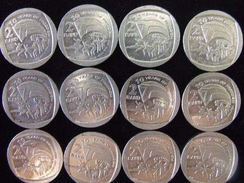 LOT  OF 12 X 2004 10 YEARS FREEDOM R2 COINS ALL IN GOOD CONDITION.