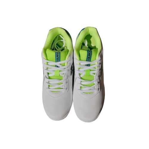 Kookaburra  shoe size 7
