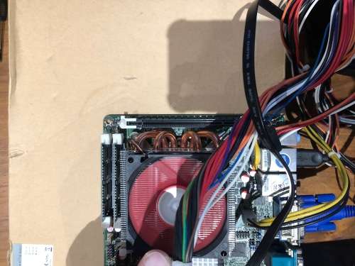 Small ITX board, I7 2600, 16gb ram no backplate working 100% Model on board - nf9e-q77