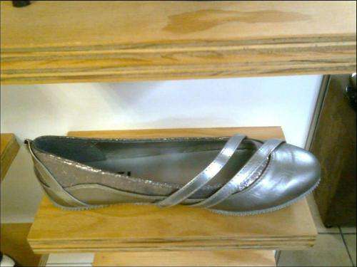 DSL PUMPS 02875 PEWTER- LADIES PUMPS SIZE 3 ONLY