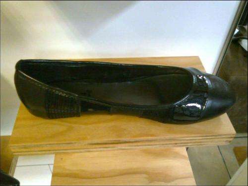 TATZI PUMPS 02-909-1 - BLACK - LADIES PUMPS SIZE 6 ONLY