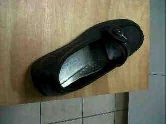 DSL LADIES MOCCASINS 02-01400 - BLACK WITH SIDE BUCKLE DETAIL