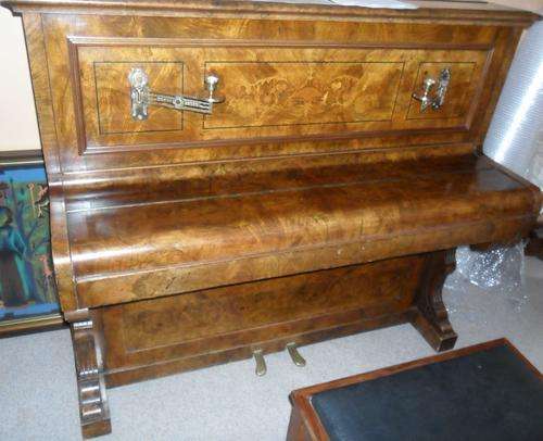 "J Strohmenger & Sons" Antique Piano