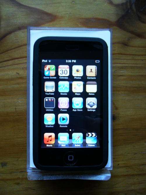 Apple iPod Touch 16GB **2nd Generation**Christmas Special!!!