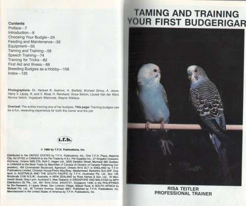 TAMING AND TRAINING YOUR FIRST BUDGERIGAR - RISA TEITLER (1988)