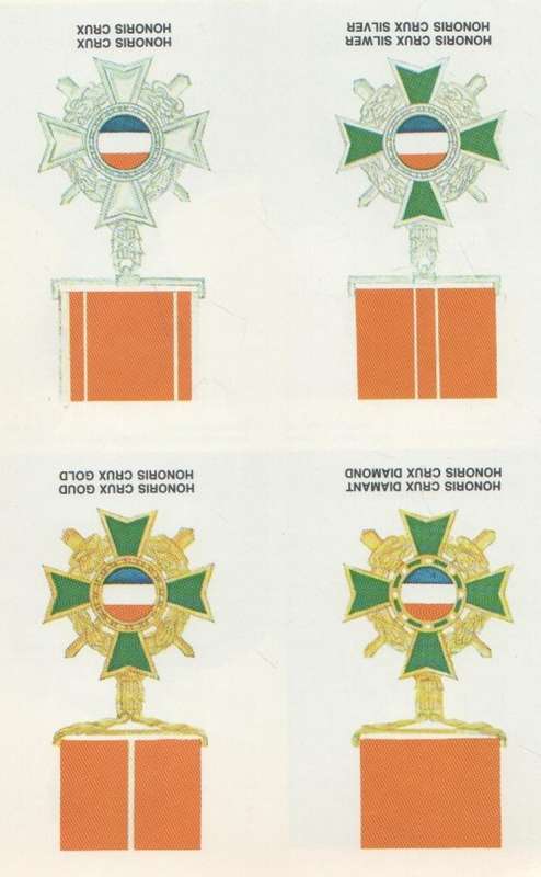HONORIS CRUX, ONS DAPPERES & HONORIS CRUX II - OUR BRAVE - AT VAN WYK (2 DE DRUK 1983)