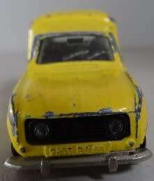 YELLOW MAJORETTE RENAULT 4L NO 230. MADE IN FRANCE