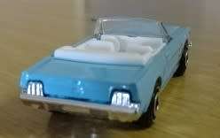 HOTWHEELS 1965 MUSTANG CONVERTIBLE  DODGE POWER WAGON (MADE IN MALAYSIA)
