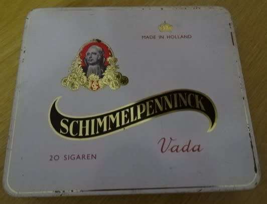 VINTAGE SCHIMMELPENNINCK VADA TIN CIGAR BOX (12,5 CM X 11 CM X 2CM) MADE IN HOLLAND