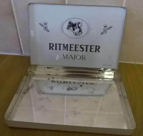 VINTAGE RITMEESTER MAJOR 10 SIGAREN TIN BOX (17,5 CM X 12 CM X 1,5 CM)