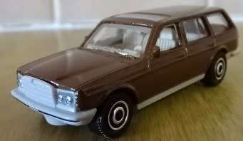 MATCHBOX  80 MERCEDES BENZ W123 WAGON  (MADE IN THAILAND) NEW
