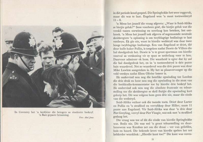 RUGBY AGTER DORINGDRAAD - GERHARD VIVIERS (GETEKEN - 3 DE DRUK 1970)