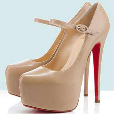 ***DESIGNER BabyDoll Stiletto Pump*** Available in Nude & Black size 4-6
