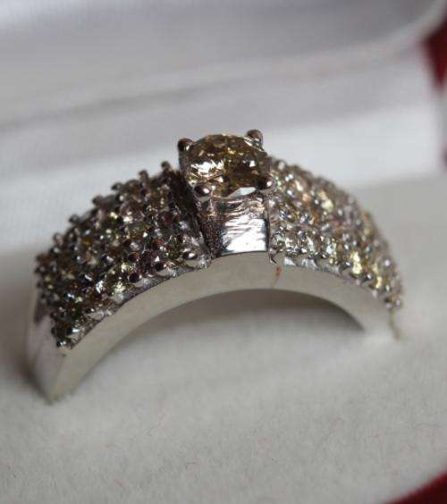 **R27,900.00** 0.74cts I1-SI Clarity Sparkling Solitaire Diamond Ring in white Gold!