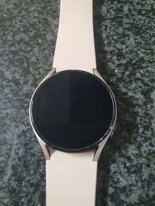 Samsung Galaxy Watch4 BT Smartwatch (40mm) - Pink/Gold