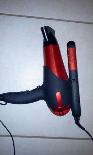 CRAZY R1 AUCTION!! AMBER HAIR DRYER AND IRON COMBO!!