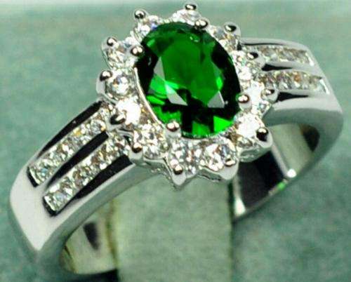 Emerald Ring Size 9