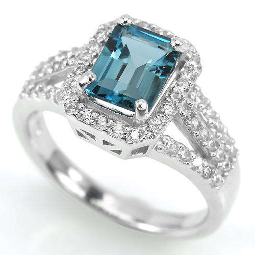 FREE SHIPPING ON THIS RING Natural Londen Blue Topaz Ring Size 7