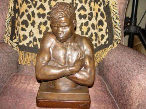 ANTON VAN WOUW SCULPTURE