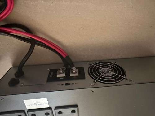 LOAD SHEDDING BUSTER!!! Mecer 2400VA 1440W 24V Inverter - 2 Batteries Required