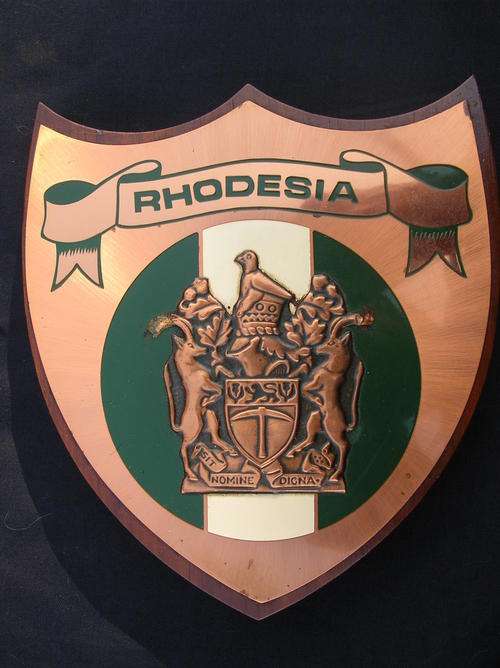 Rhodesian Crest wall plaque condition good, slight tarnishing