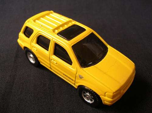 Maisto " Ford Escape" condition good, see pics
