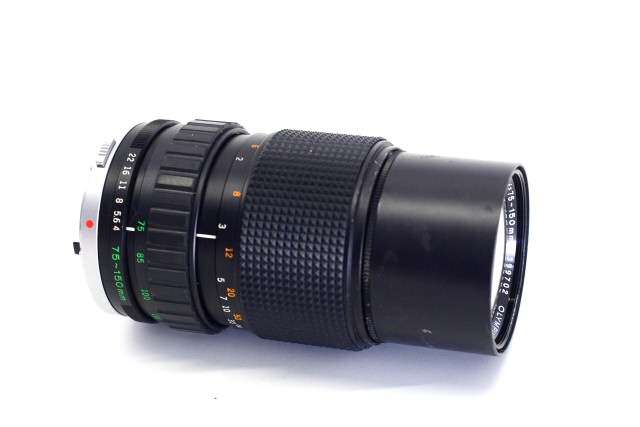 Olympus OM-SYSTEM ZUIKO Auto-Zoom 1:4 f=75-150mm