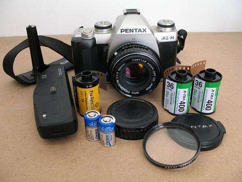 Pentax MZ-M + smc PENTAX-M 1:1.7 50mm + extras