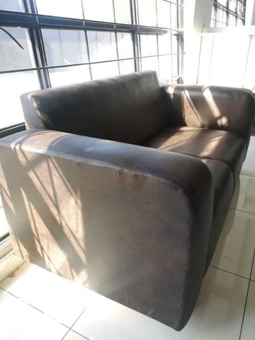 2 Seater solo couch