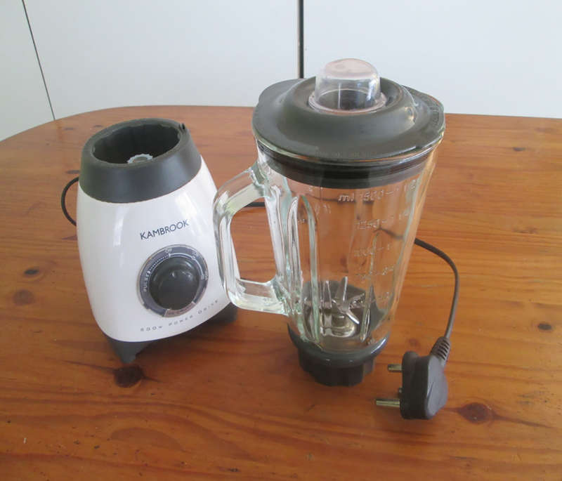 Kambrook glass jug blender