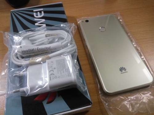 P8 Lite 2017 - 10/10 - Like New - Gold