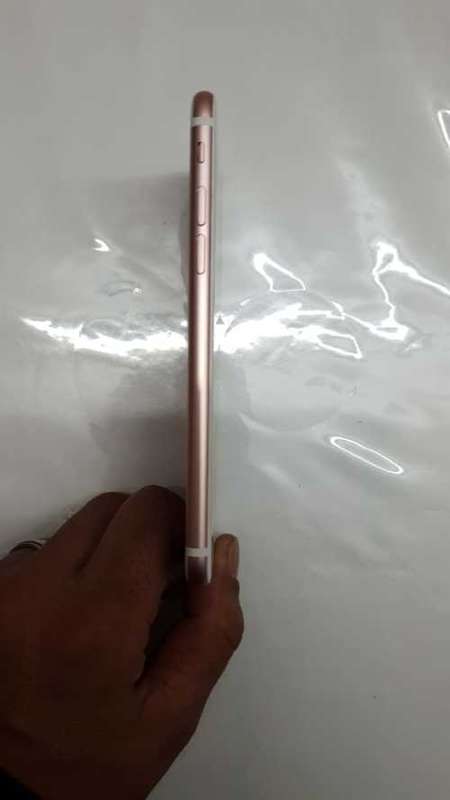 Apple IPhone 7 32GB - 10/10 - Local Stock - Like new -Rose Gold