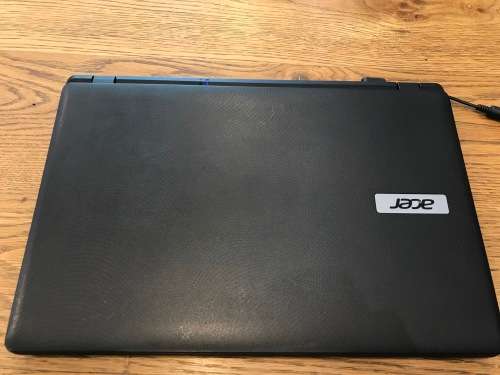 ACER ASPIRE E15 **Quad Core Intel Celeron N2930 **4GB DDR3 **HD GRAPHICS **500GB HDD
