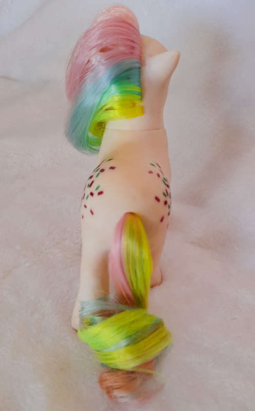 Confetti G1 My Little Pony
