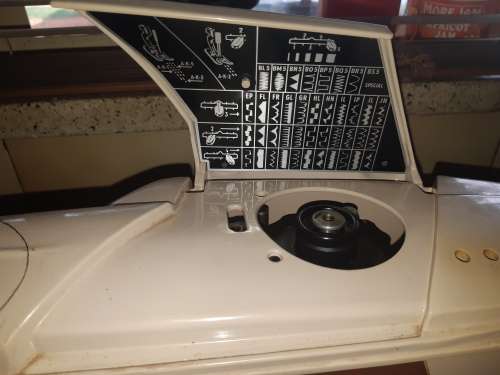 Vintages Singer 411