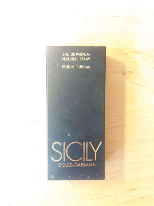 Collection of 8 Designer Female Fragrances from Duty Free