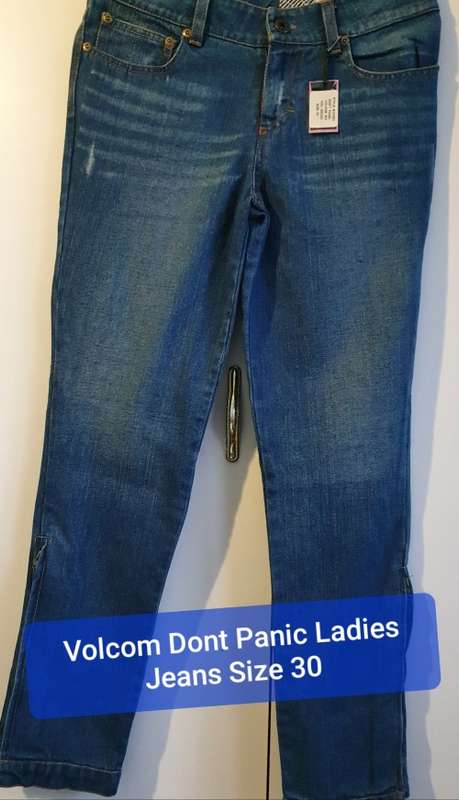 Volcom Branded Blue Ladies Jeans - Factory Clearance Size 30