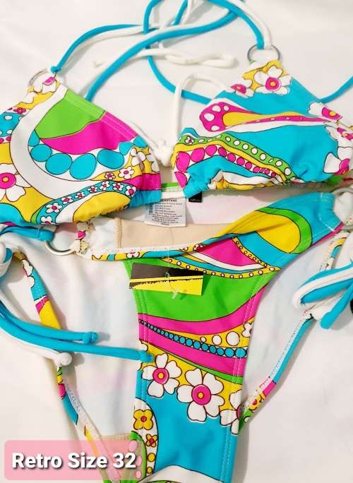 RETRO 2pc Bikini Set  - GET READY FOR SUMMER (Size 32)