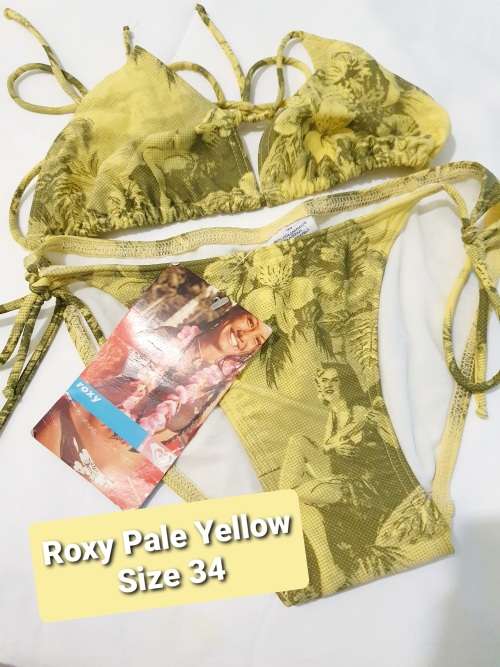 Roxy 2pc Bikini Set Size 34